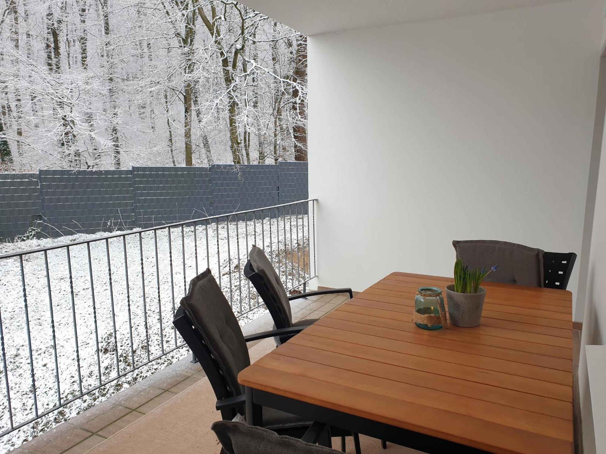 Fewo Winter In Der Villa Waldrand Mit Zwei Balkonen Bad Wünnenberg Екстериор снимка